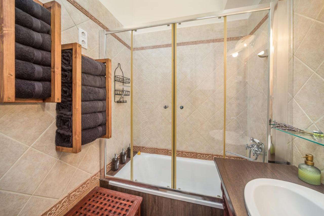 Vintage Apartment Печ Екстер'єр фото
