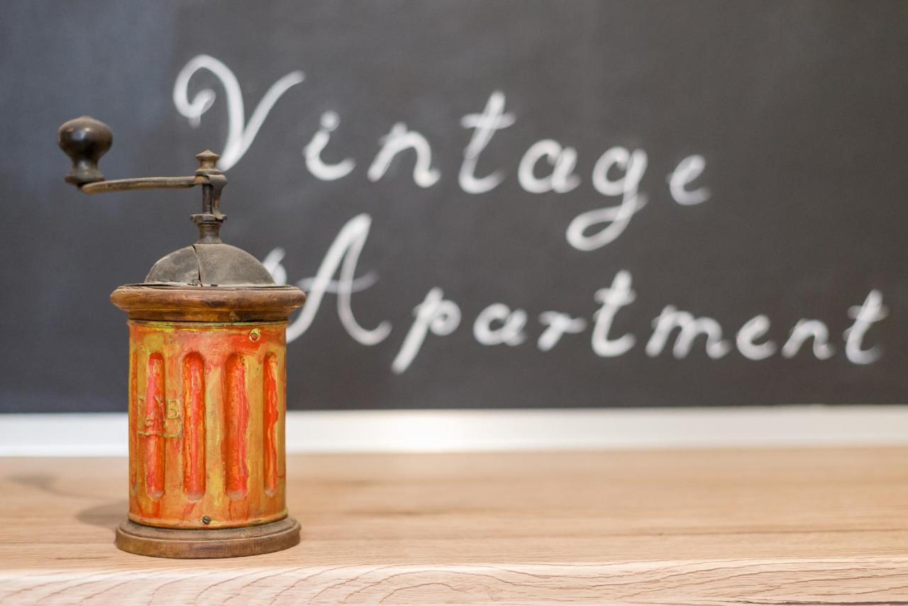 Vintage Apartment Печ Екстер'єр фото