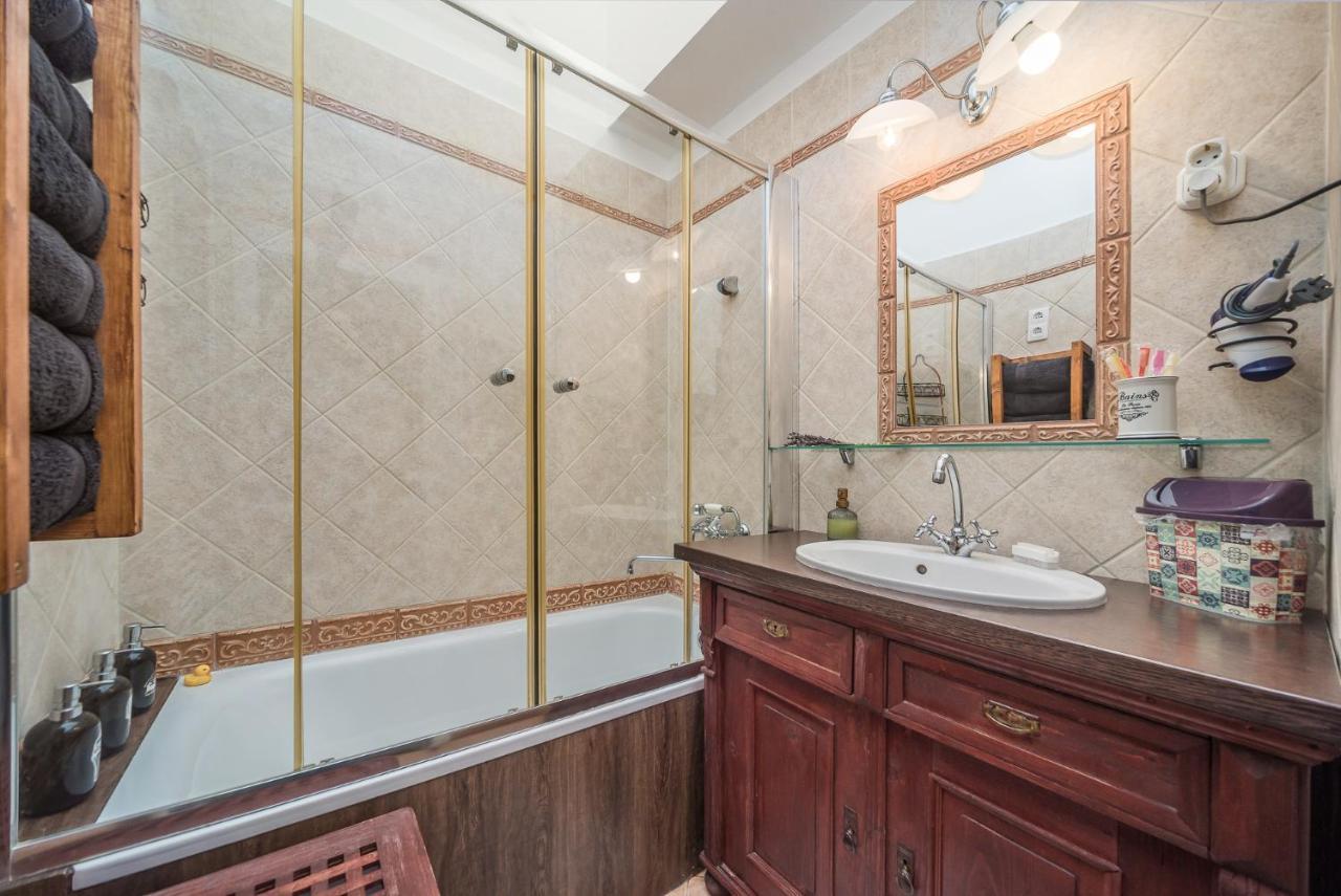 Vintage Apartment Печ Екстер'єр фото